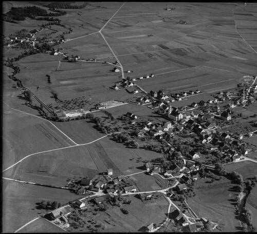 Vue aérienne village 1945